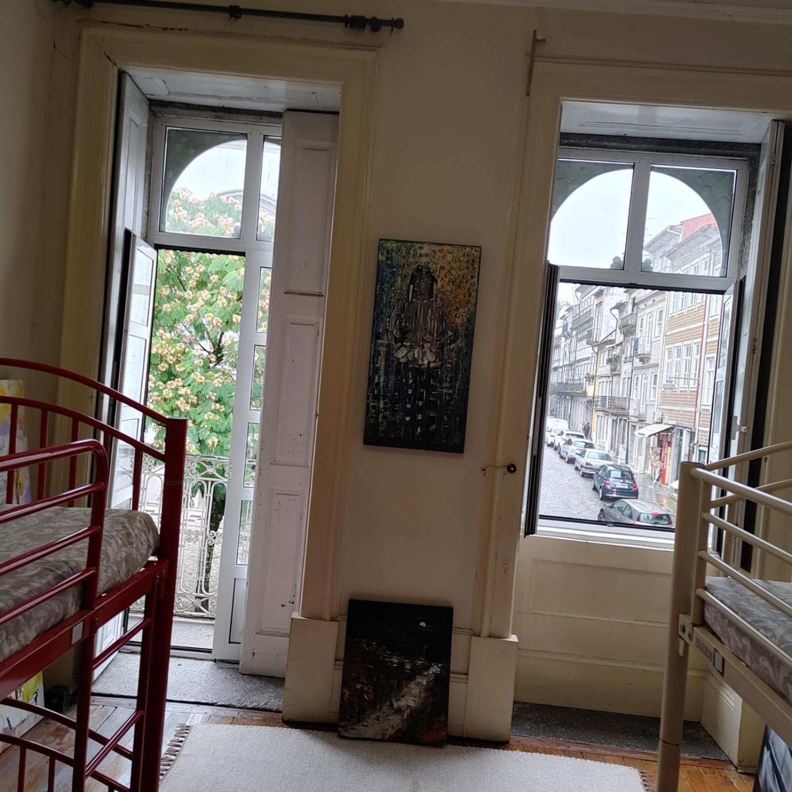 Dans L'Atelier Hostel Unidade Porta Nova Braga Exterior photo